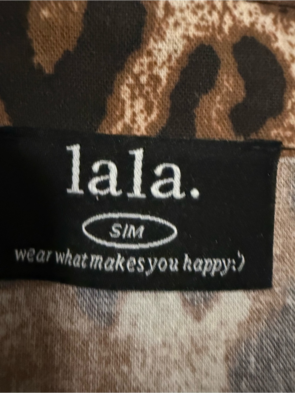 Dressed in LALA Soul Searching Ultra Oversized Button Up in Leopard Size S/M - Picture 8 of 10
